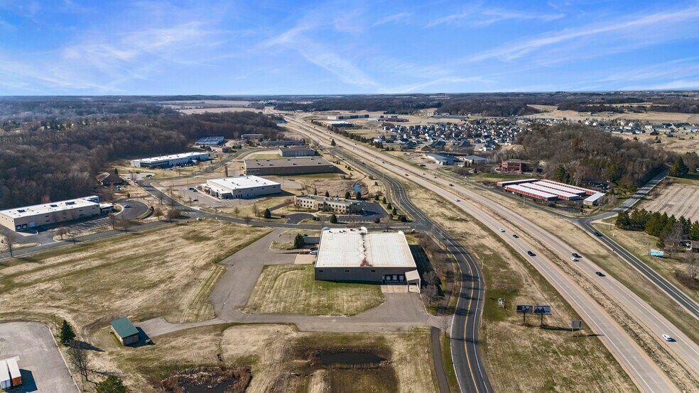 More Photos Of 610 Whitetail Blvd, River Falls Warehouse For Lease