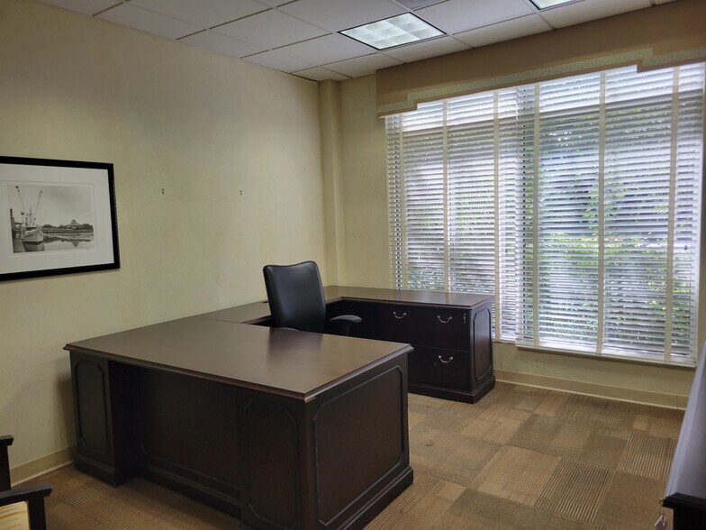 More Photos Of 3 Clark Summit Dr, Bluffton Office For Lease