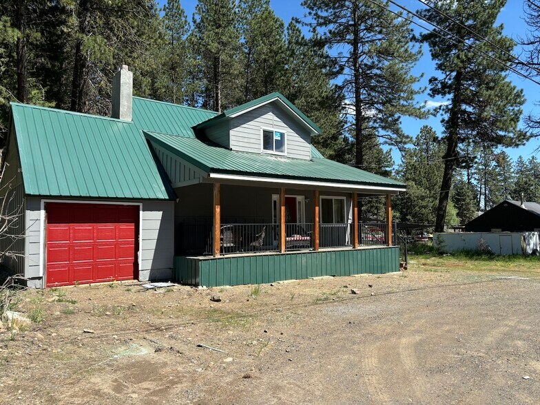 Primary Photo Of 305 N 3rd St, Mccall Freestanding For Sale