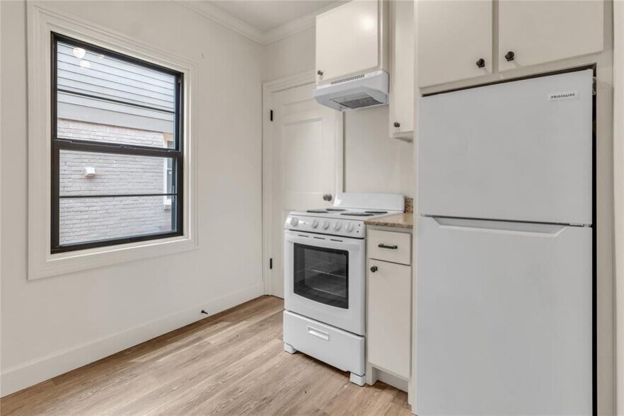 More Photos Of 1838 NW 11th St, Oklahoma City Apartments For Sale