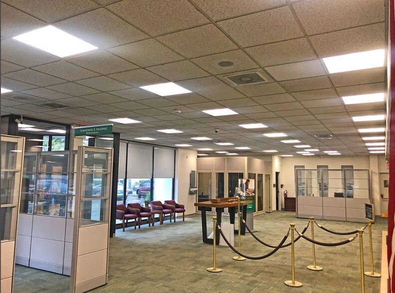 More Photos Of 1002 N 7th St, Harrisburg Bank For Sale