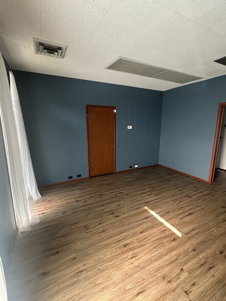 More Photos Of 1421 K St, Modesto Office For Lease