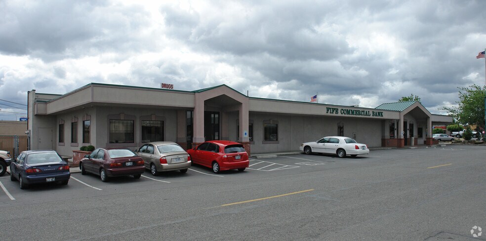 More Photos Of 5209 Pacific Hwy E, Fife Bank For Sale