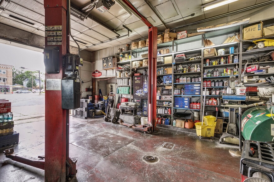 More Photos Of 485 S Snelling Ave, Saint Paul Service Station For Sale