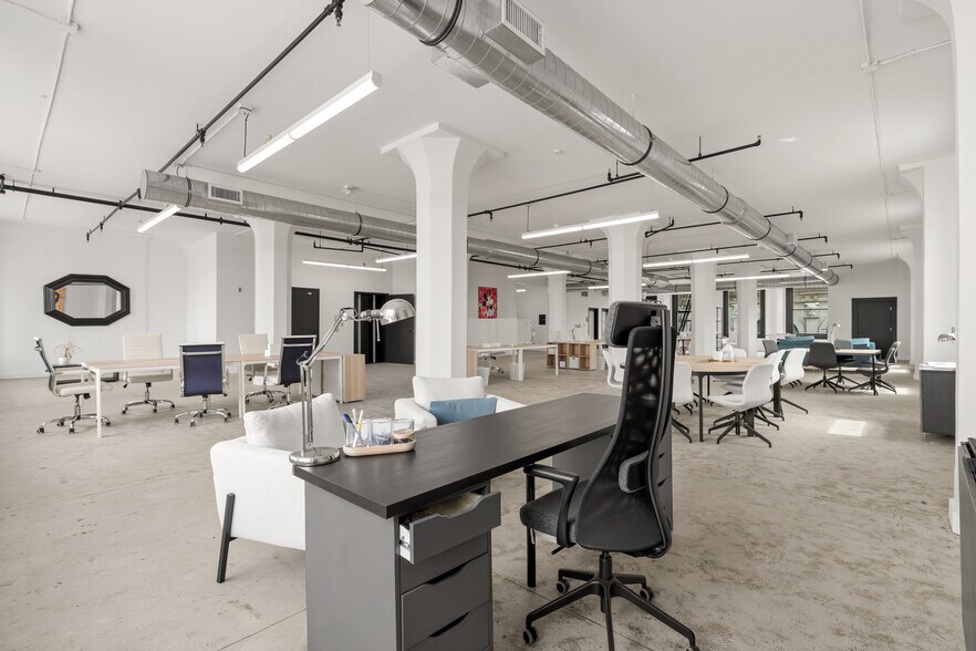 More Photos Of 950 S Broadway, Los Angeles Office For Sale