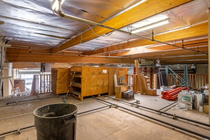 More Photos Of 608 E Rancho Vista Blvd, Palmdale Service For Sale