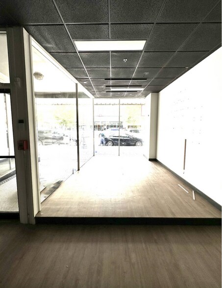 More Photos Of 310-312 W Broughton St, Savannah Storefront Retail Residential For Sale