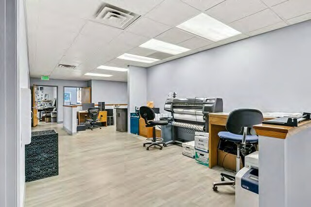 More Photos Of 1461 E Chevy Chase Dr, Glendale Office For Sale