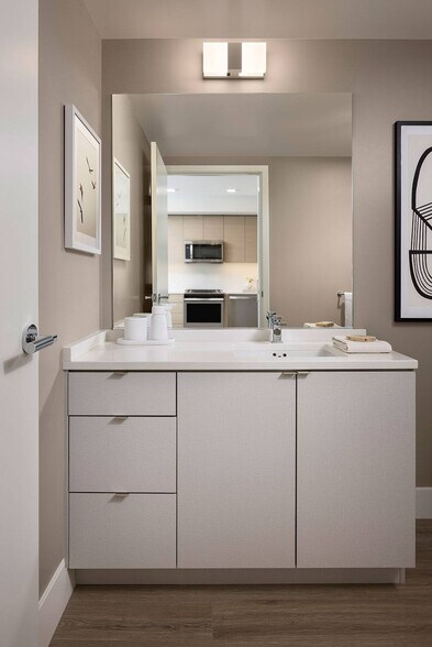 More Photos Of 702 Broadway, San Diego Apartments For Lease