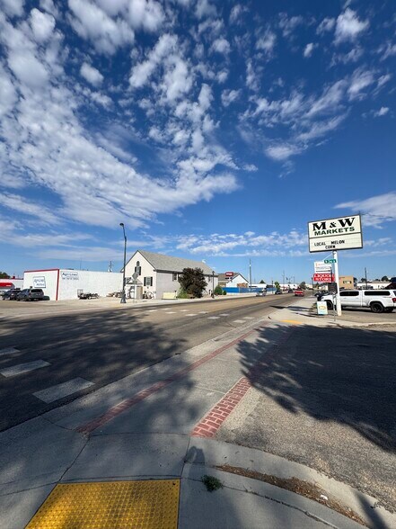 More Photos Of 119 N 2nd St, Parma Freestanding For Sale