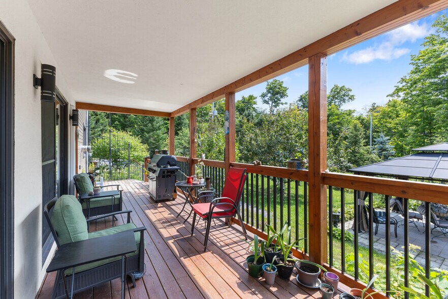 More Photos Of 57 Rue Allan, Brownsburg-chatham Apartments For Sale