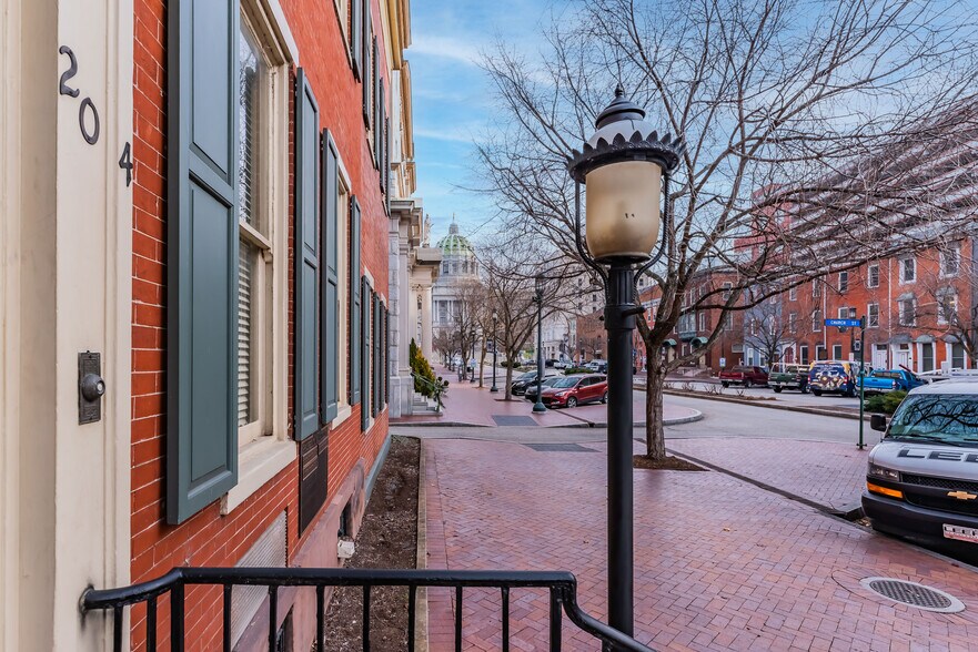 More Photos Of 204 State St, Harrisburg Office Residential For Sale