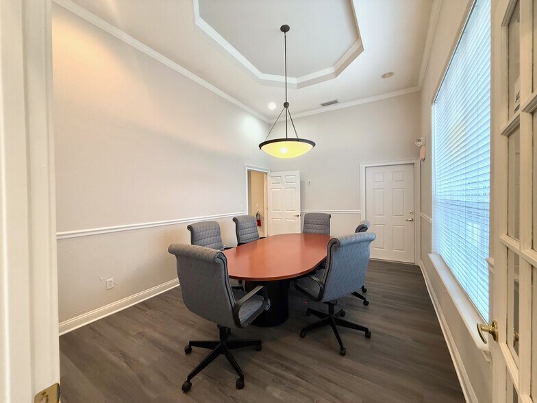 More Photos Of 4745 Sutton Park Ct, Jacksonville Medical For Sale