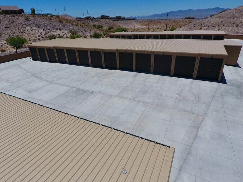 More Photos Of 2725 Desert Trail, Bullhead City Self Storage For Sale