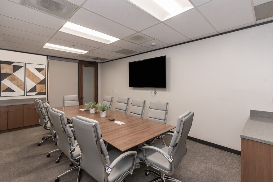 More Photos Of Private Office Space, Houston Office For Lease