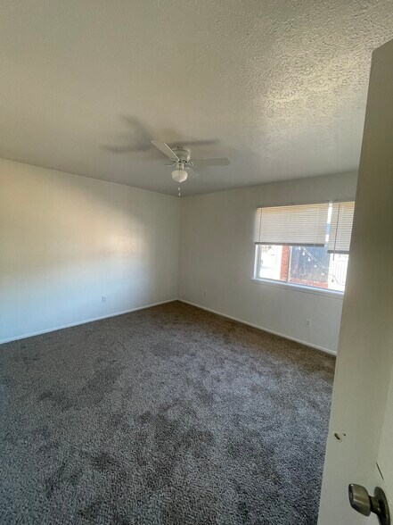 More Photos Of 1303 65th Dr, Lubbock Apartments For Sale