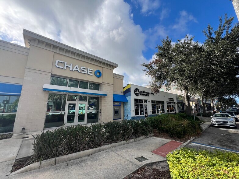 More Photos Of 1610 Central Ave, Saint Petersburg Storefront For Lease