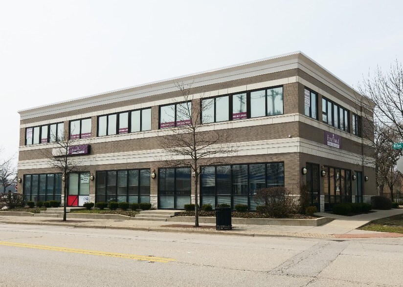 More Photos Of 8814-8826 Niles Center Rd, Skokie Office For Lease