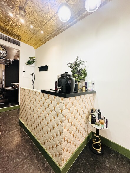 More Photos Of 192 Orchard St, New York Apartments For Lease