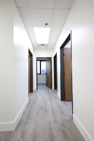 More Photos Of 1801 W Romneya Dr, Anaheim Office Residential For Lease