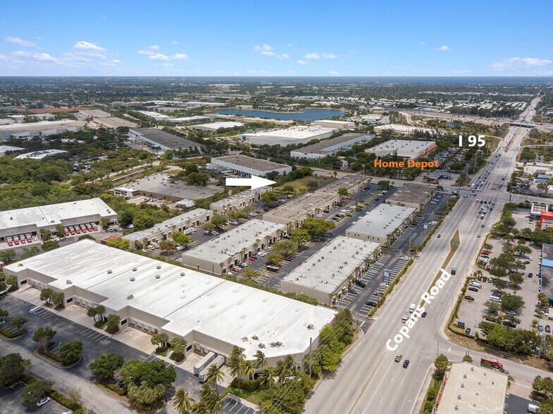 More Photos Of 2425 Andrews, Pompano Beach Showroom For Lease