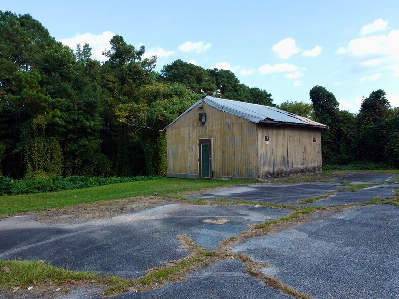 More Photos Of 10423 Flat Shoals Rd, Covington Restaurant For Sale