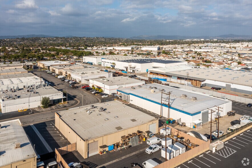 More Photos Of 1812 N American St, Anaheim Manufacturing For Lease