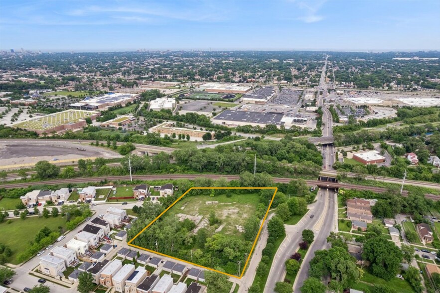 Primary Photo Of 440 W 87th St, Chicago Land For Sale