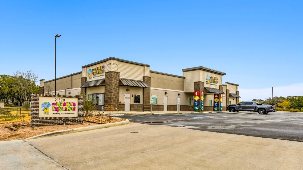More Photos Of 21550 Bulverde Blvd, San Antonio Daycare Center For Sale