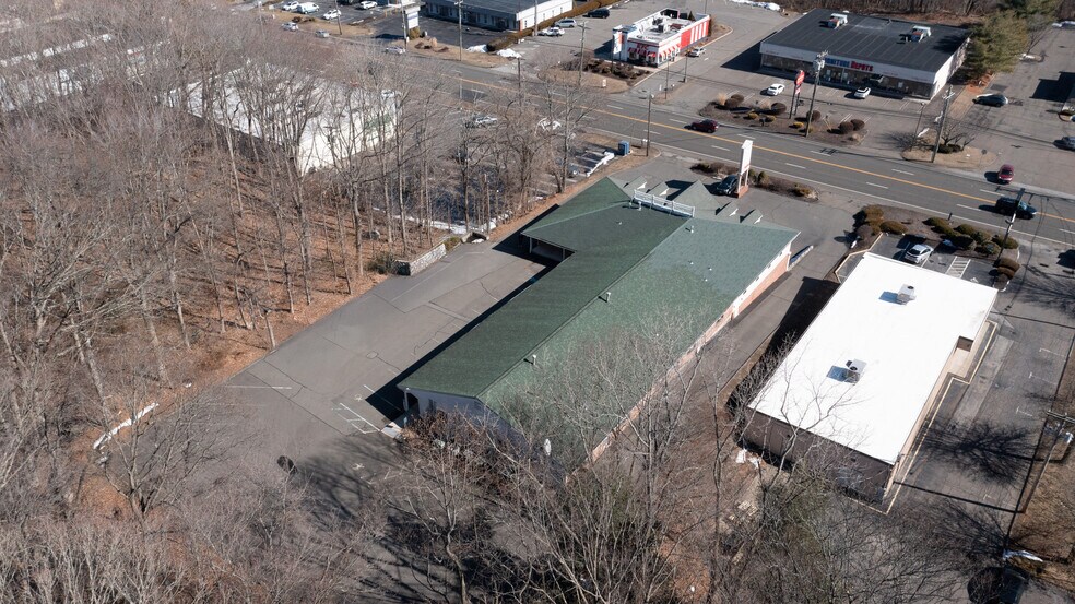 More Photos Of 477 Boston Post Rd, Orange Storefront Retail Office For Lease
