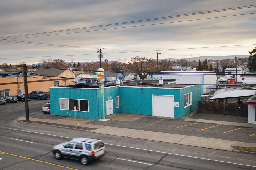 More Photos Of 2002 Fruitvale Blvd, Yakima Warehouse For Sale