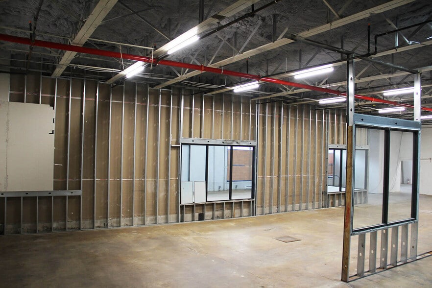 More Photos Of 92 S Moger Ave, Mount Kisco Storefront Retail Office For Lease