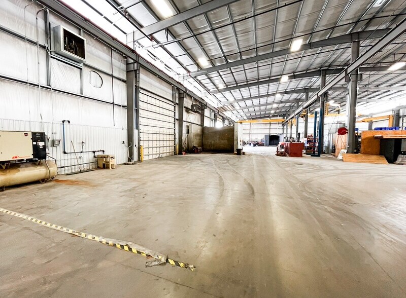 More Photos Of 7995 E Interstate 20 E, Odessa Warehouse For Lease