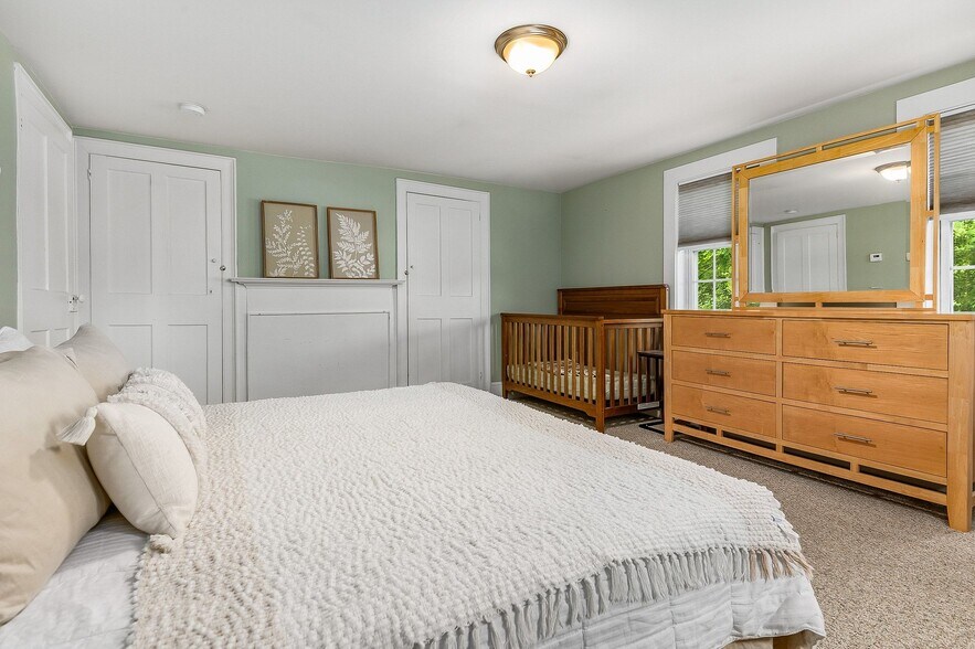 More Photos Of 22-26 School St, Merrimac Office For Sale