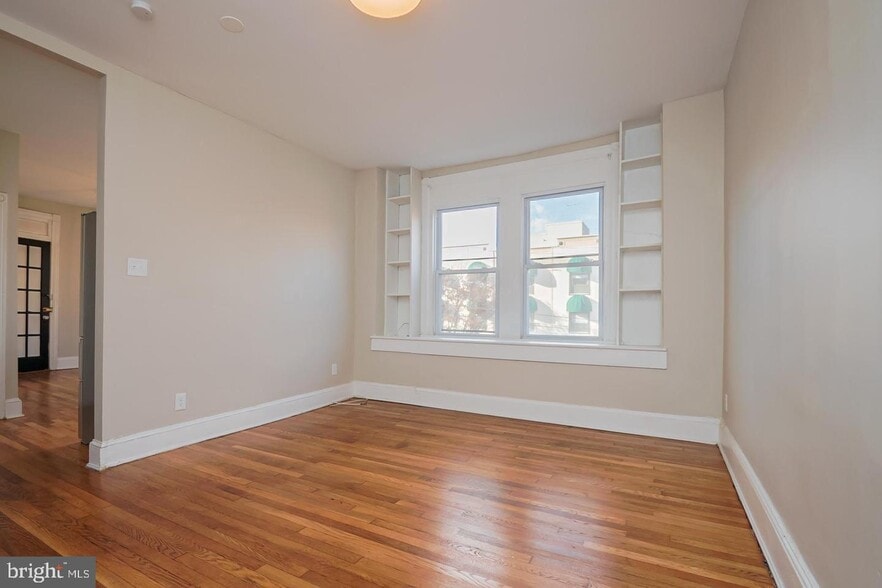 More Photos Of 1608 N Broom St, Wilmington Apartments For Sale