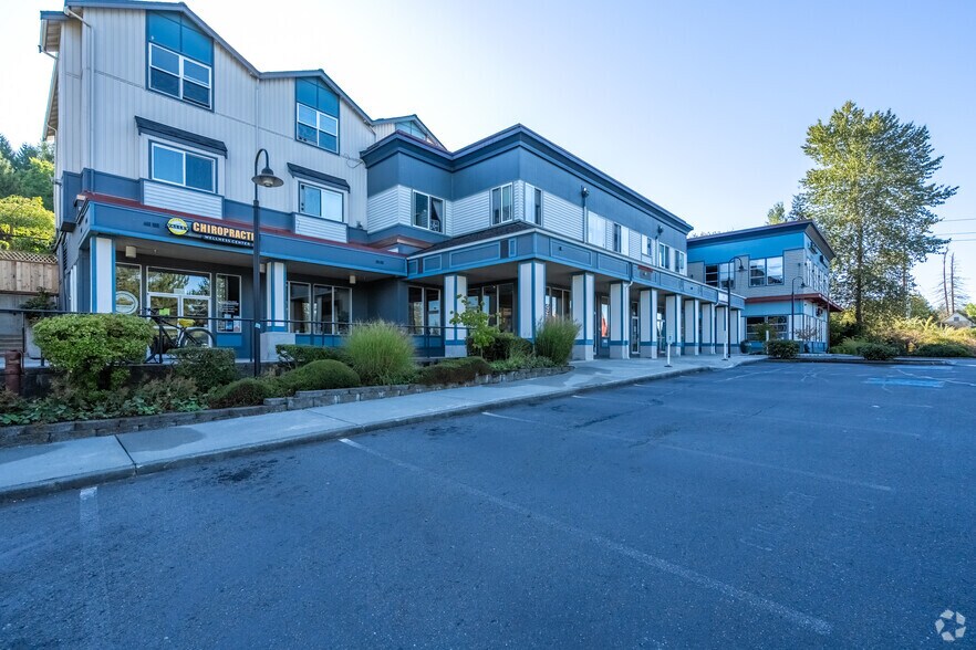 Primary Photo Of 14524-14720 Main St NE, Duvall General Retail For Sale