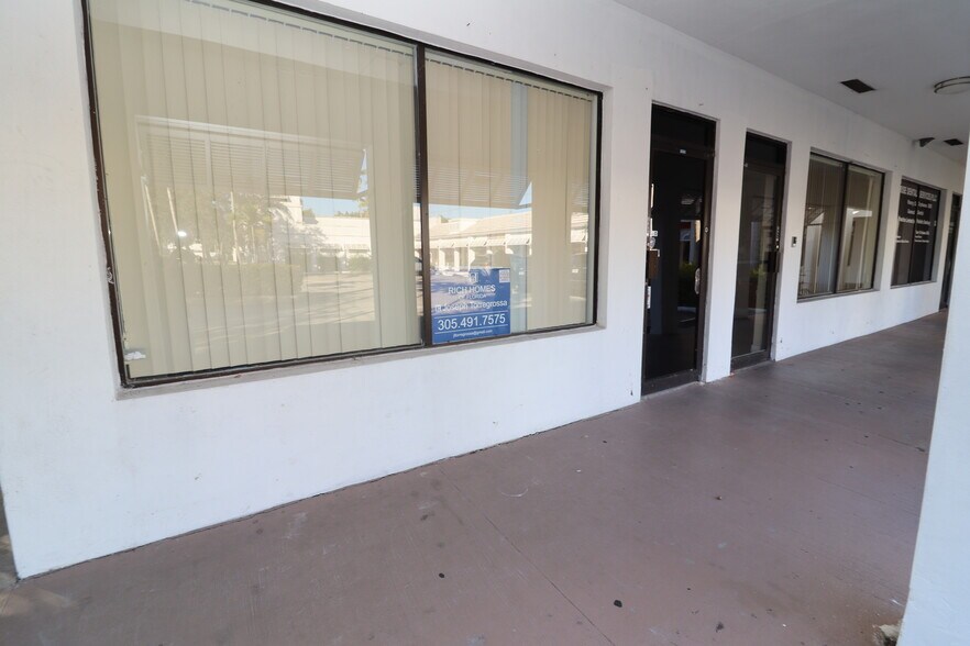 More Photos Of 6731-6755 Sunset Strip, Sunrise Unknown For Lease