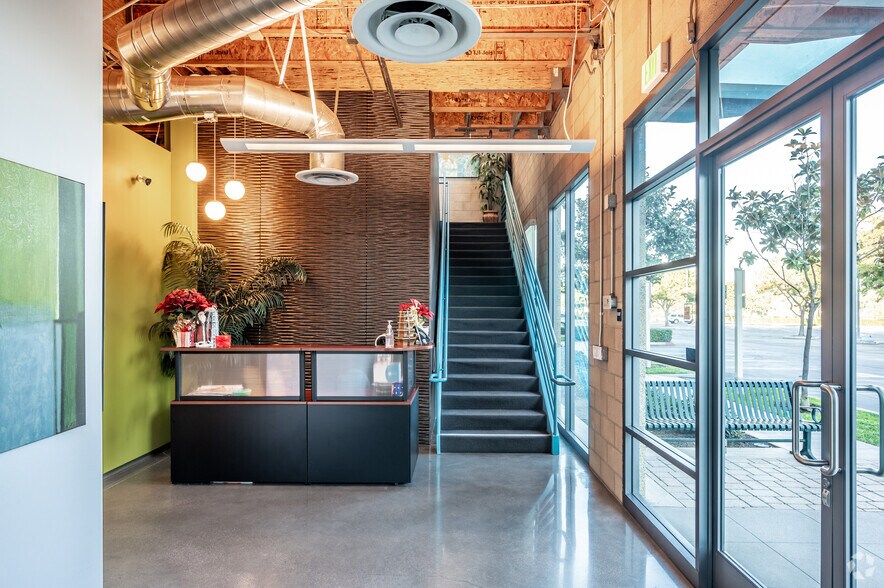 More Photos Of 9960 Irvine Center Dr, Irvine Office For Sale