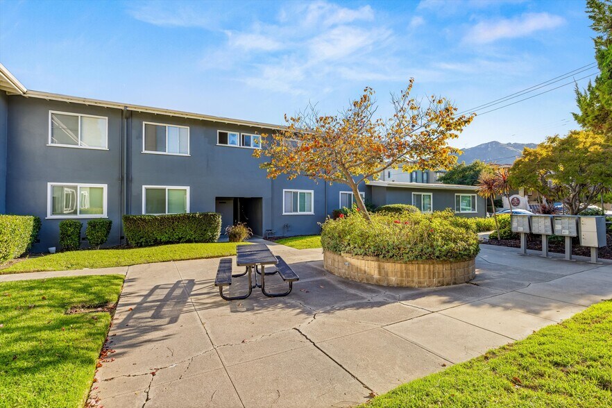 More Photos Of 284 N Chorro St, San Luis Obispo Apartments For Sale
