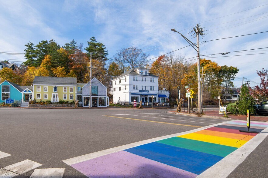 More Photos Of 307 Main St, Ogunquit Storefront For Sale