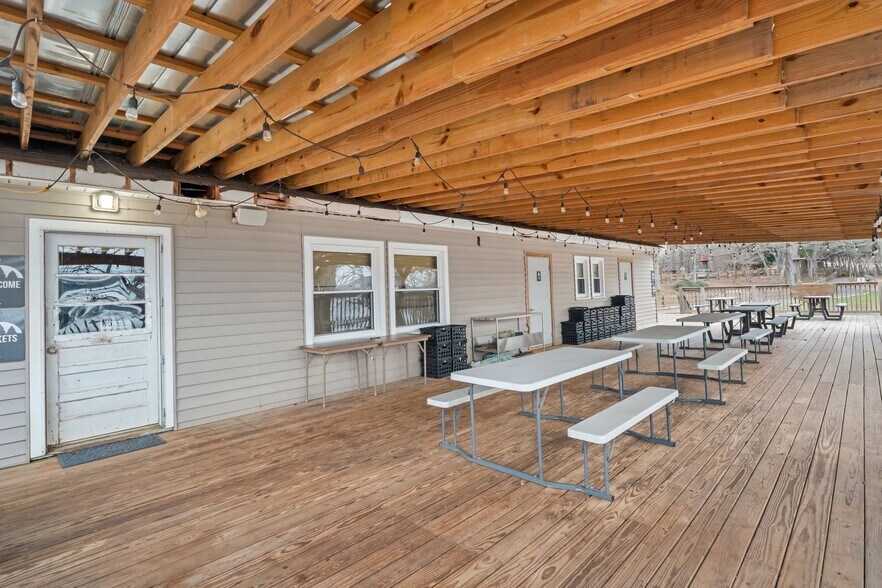 More Photos Of 6692 Valwood Rd, Conover Specialty For Sale