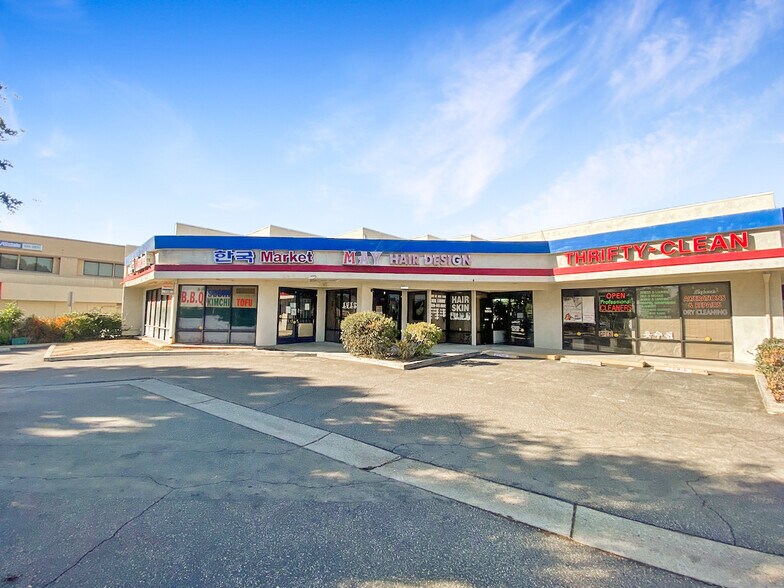 More Photos Of 171 E Live Oak Ave, Arcadia Restaurant For Lease