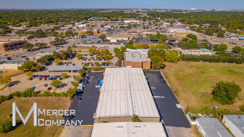 More Photos Of 801 Secretary Dr, Arlington Warehouse For Lease