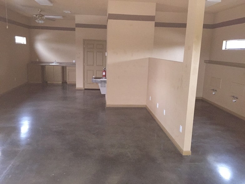 More Photos Of 1005 N 10th, Killeen Office Residential For Lease