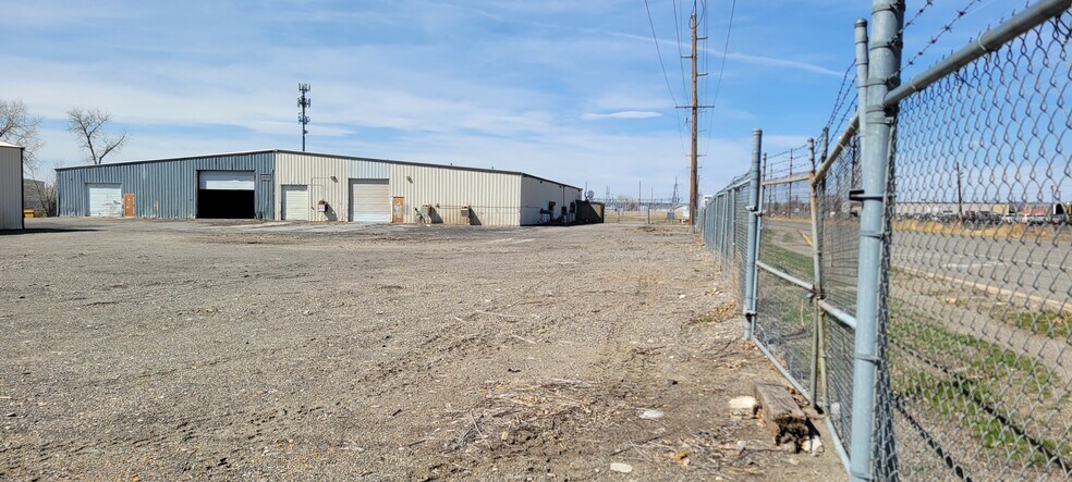 More Photos Of 119 S Washington Ave, Laurel Industrial For Sale