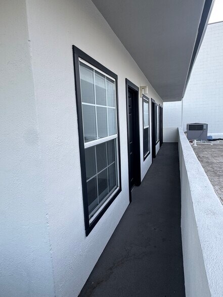 More Photos Of 479 N Santa Cruz Ave, Los Gatos Office For Lease