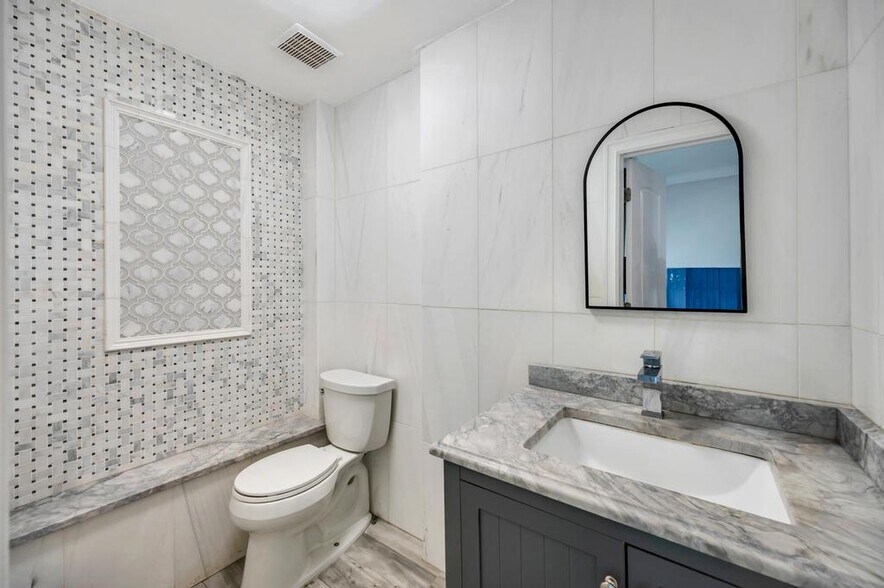 More Photos Of 1189 Montauk Hwy, Mastic Warehouse For Sale