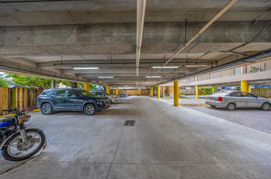 More Photos Of 1553 SW 2nd St, Miami Apartments For Sale