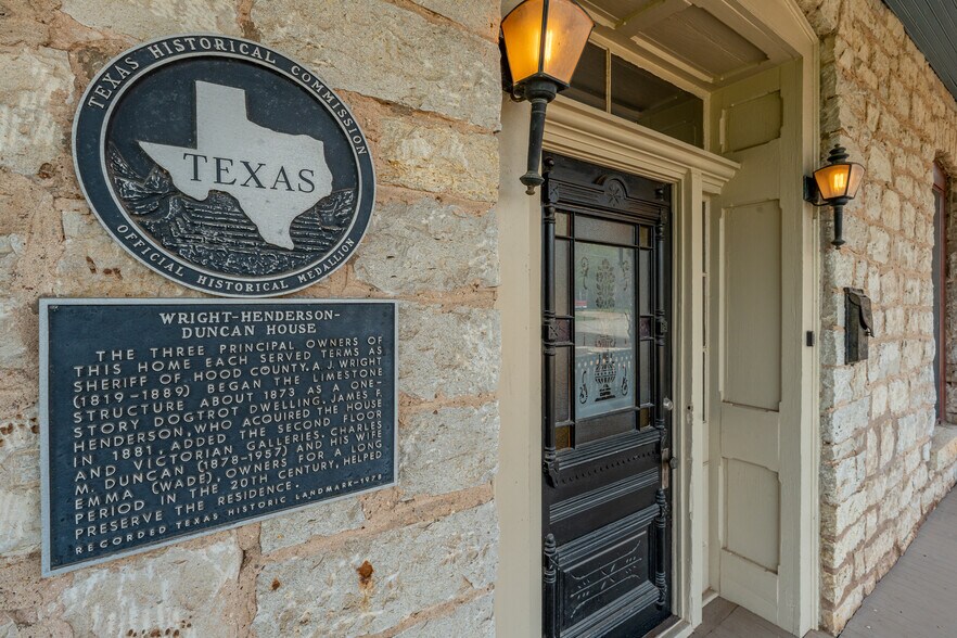 More Photos Of 703 Spring St, Granbury Lodge Meeting Hall For Sale