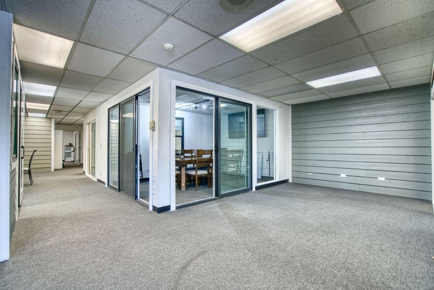 More Photos Of 950 Simms St, Lakewood Unknown For Lease